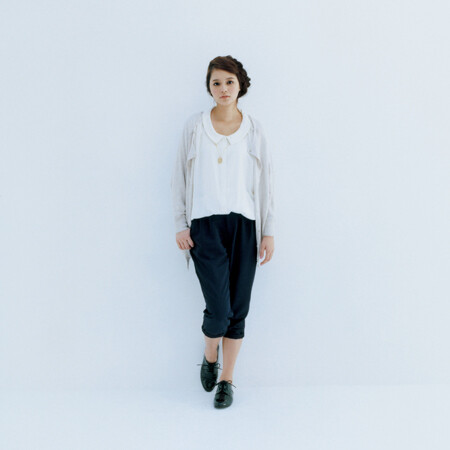 earth music & ecology 2012 spring catalogue, brochure